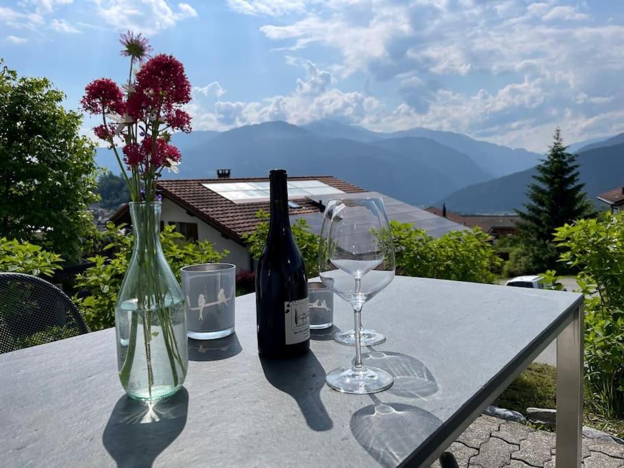 Wohnung Mit Fantastischer Aussicht Trin 외부 사진
