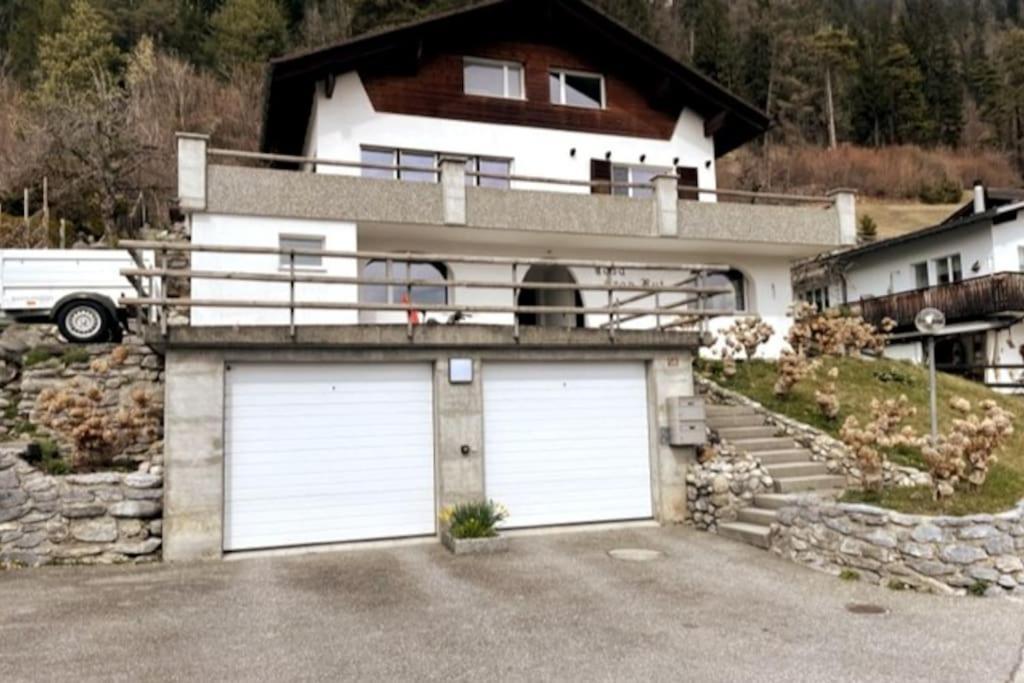 Wohnung Mit Fantastischer Aussicht Trin 외부 사진